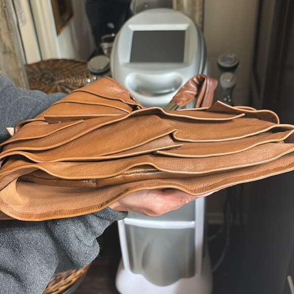 YVES SAINT LAURENT St. Tropez Hobo Ruffle Leather *AUTHENTIC* - Picture 12 of 12